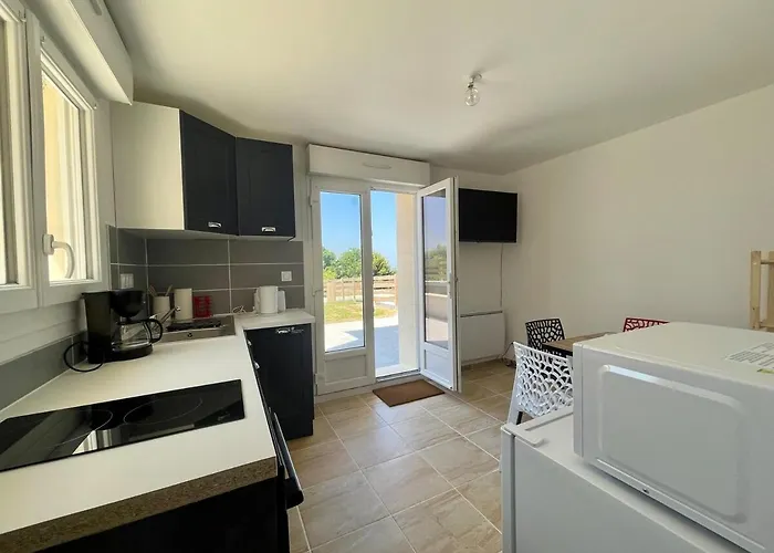 Bellavista #1 By Melrose Διαμέρισμα *